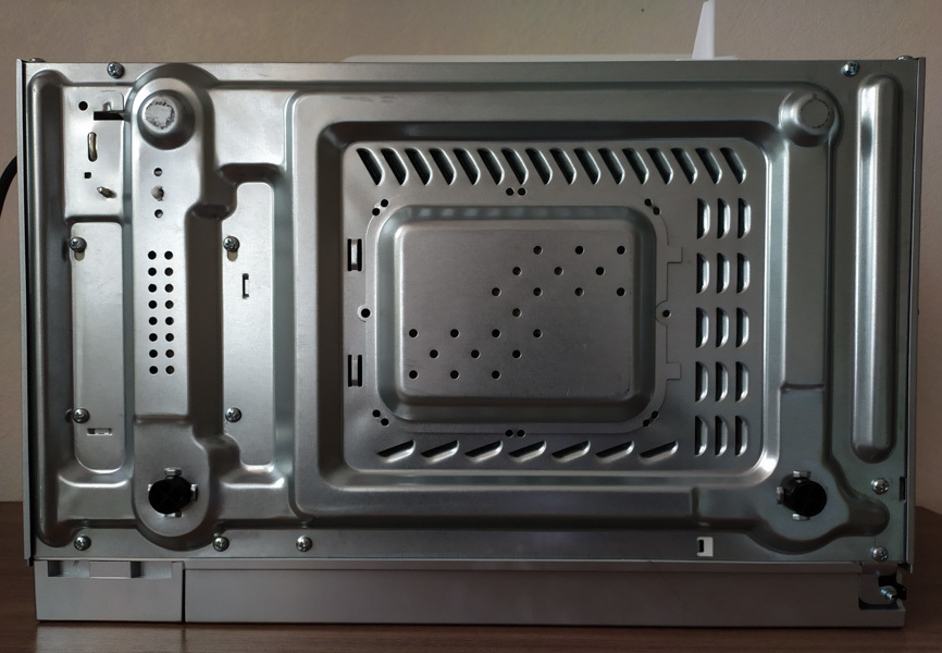 Starwind smw3220. Starwind smw5220. 700вт серебристый/черный. Микроволновая печь старвинд смв 3520. 700вт серебристый/черный.