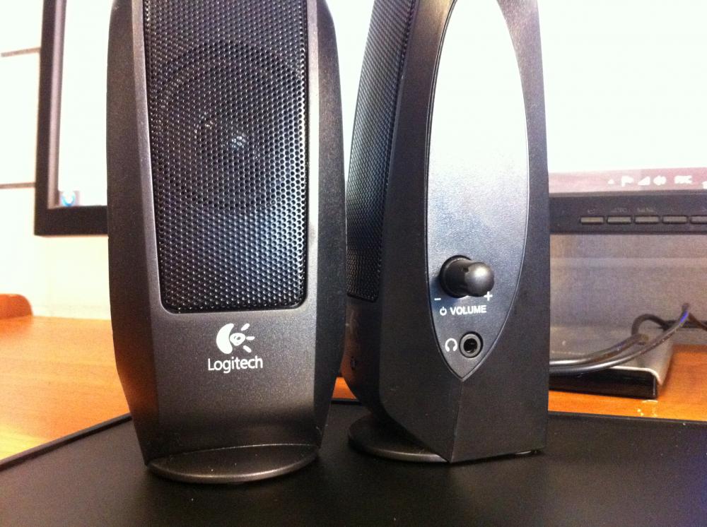 Ситилинк колонки. Logitech s120 2.1. Акустические колонки Logitech s120 Speaker System 2.0. Колонка Logitech s0009. Аудио колонки Logitech s0153 b.