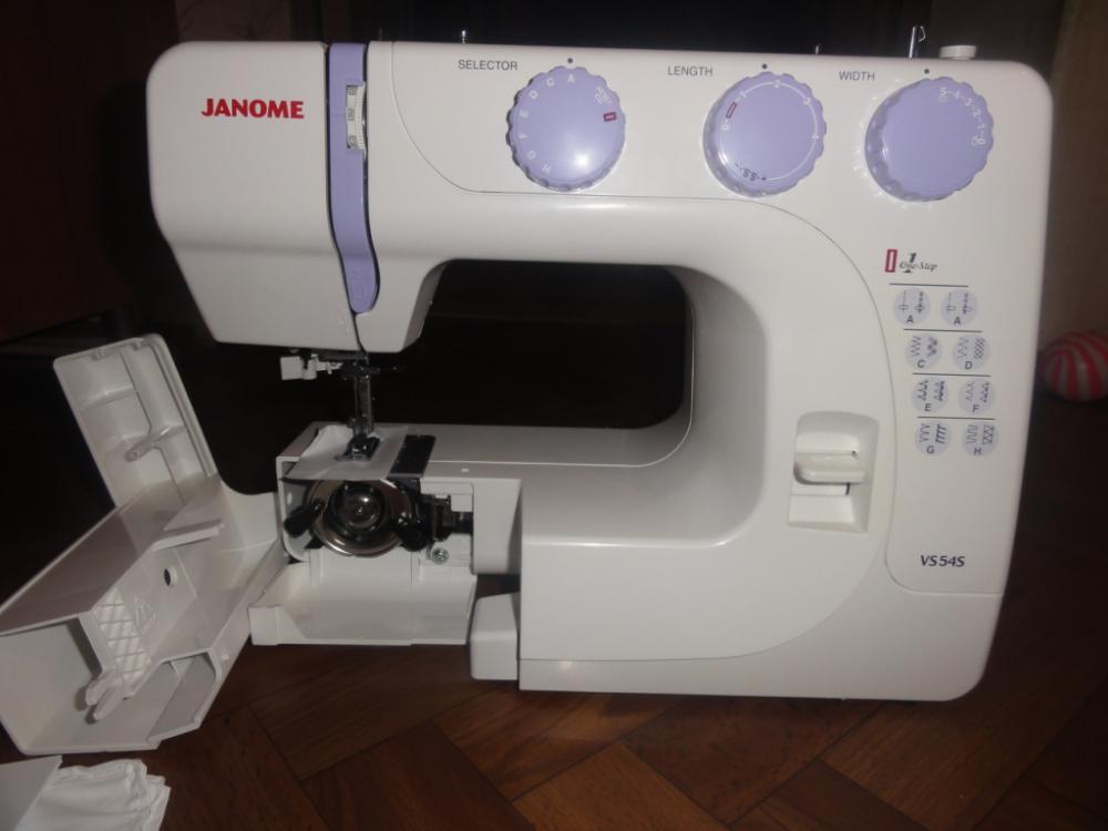 Швейная машинка janome s. Janome s54v. Швейная машинка Janome s21. Машинка Джаноме s21. Швейные машинка женаме вс 54 с.