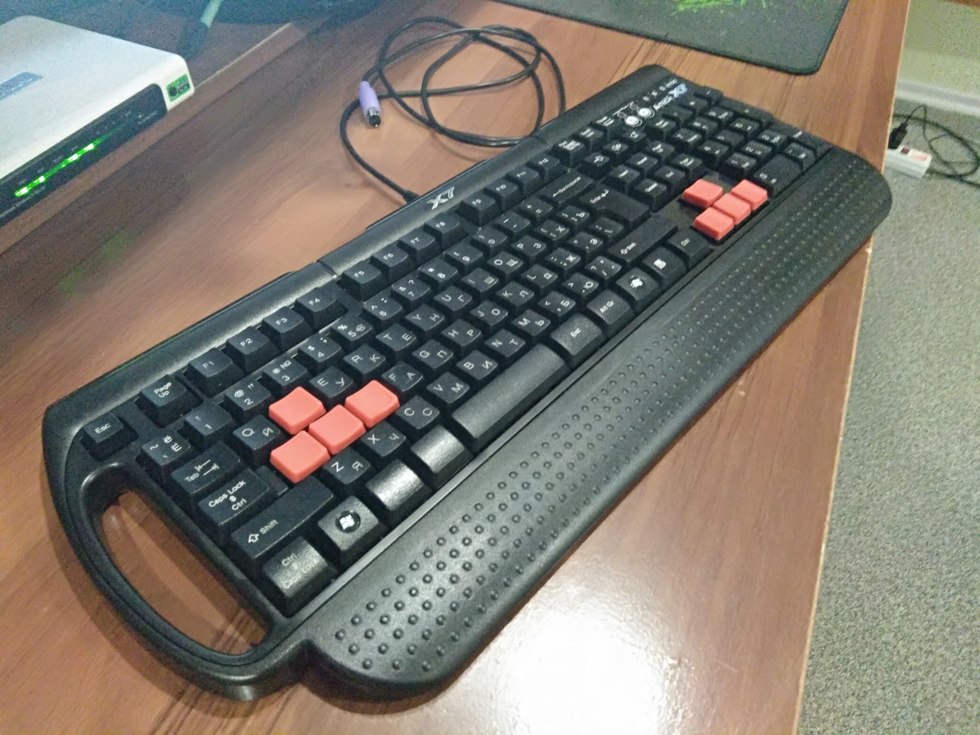 Игровая клавиатура x7. A4tech x7 g700. A4tech x700 клавиатура. Игровая клавиатура x7 g700. A4tech x7-g700 Black PS/2.