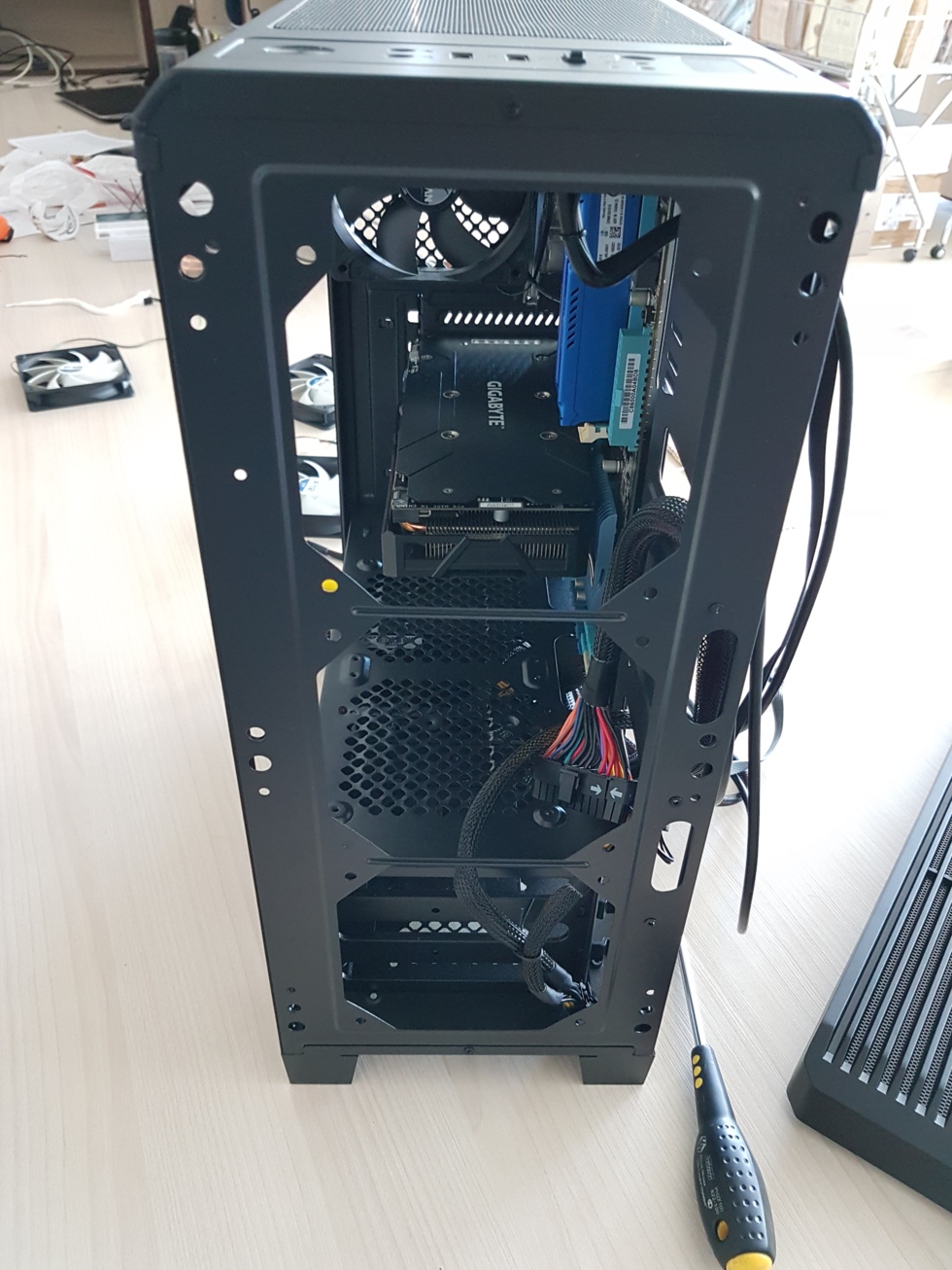 Как снять переднюю панель корпуса zalman s3 Сборка системы в корпусе ZALMAN S2 - обзор товара Корпус ATX Zalman S2, Midi-Tow