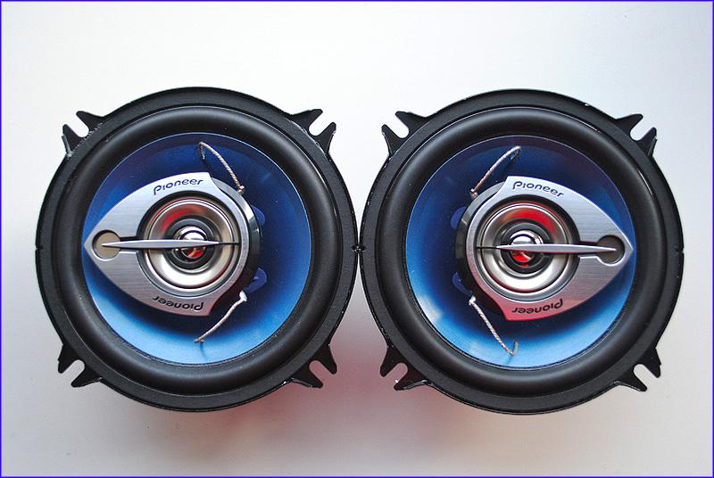 Трехполосные коаксиальные динамики PIONEER TS-1339R